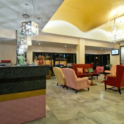 Bella Villa Metro Pattaya Extérieur photo